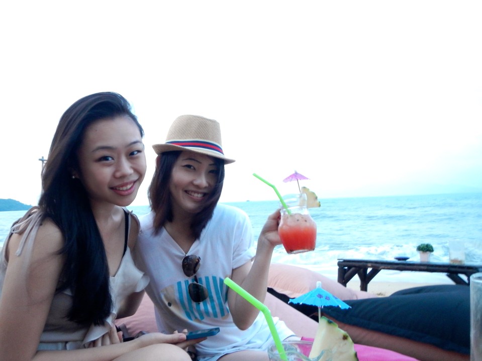 Girls CoCo Tam's Bar Samui