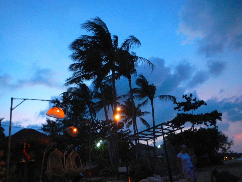 Girls CoCo Tam's Bar Samui