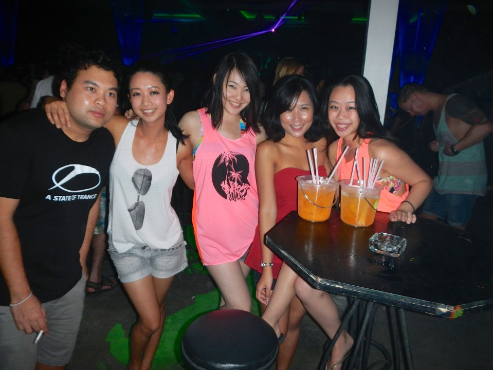 Black Moon Party Koh Samui Girls