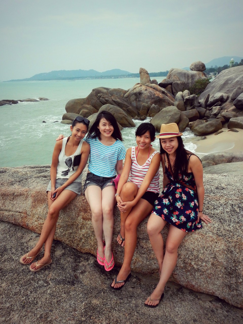 Samui Grandpa Grandma Rocks 7