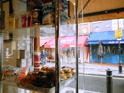 KULA Cafe Waffles London Cakes 3