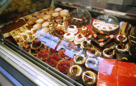 KULA Cafe Waffles London Cakes