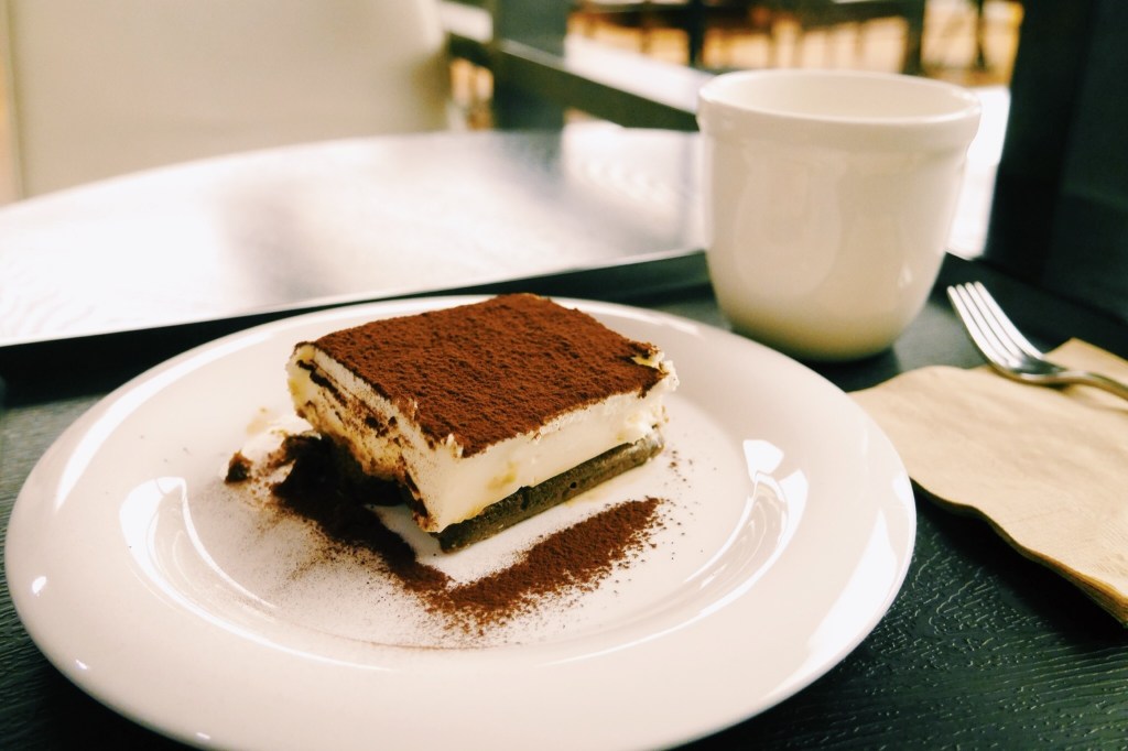 Cafe Comma |&nbsp;카페꼼마