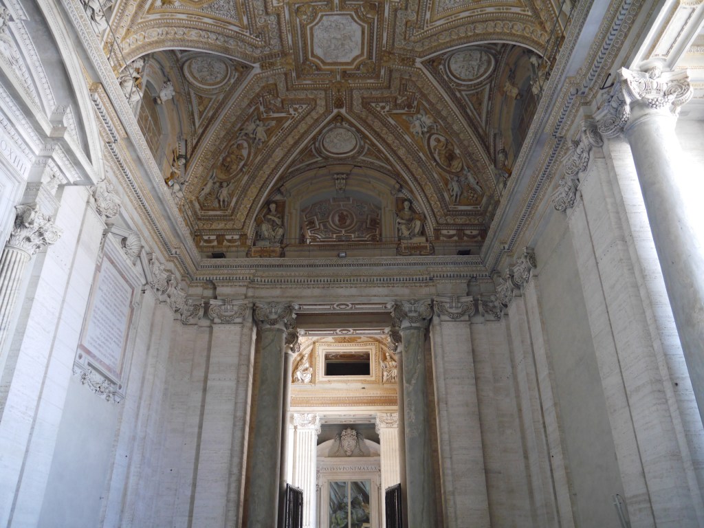 [ROME] INNER TRIMMINGS OF THE VATICAN&nbsp;CITY