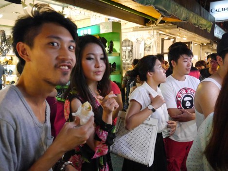 raohe night market taipei