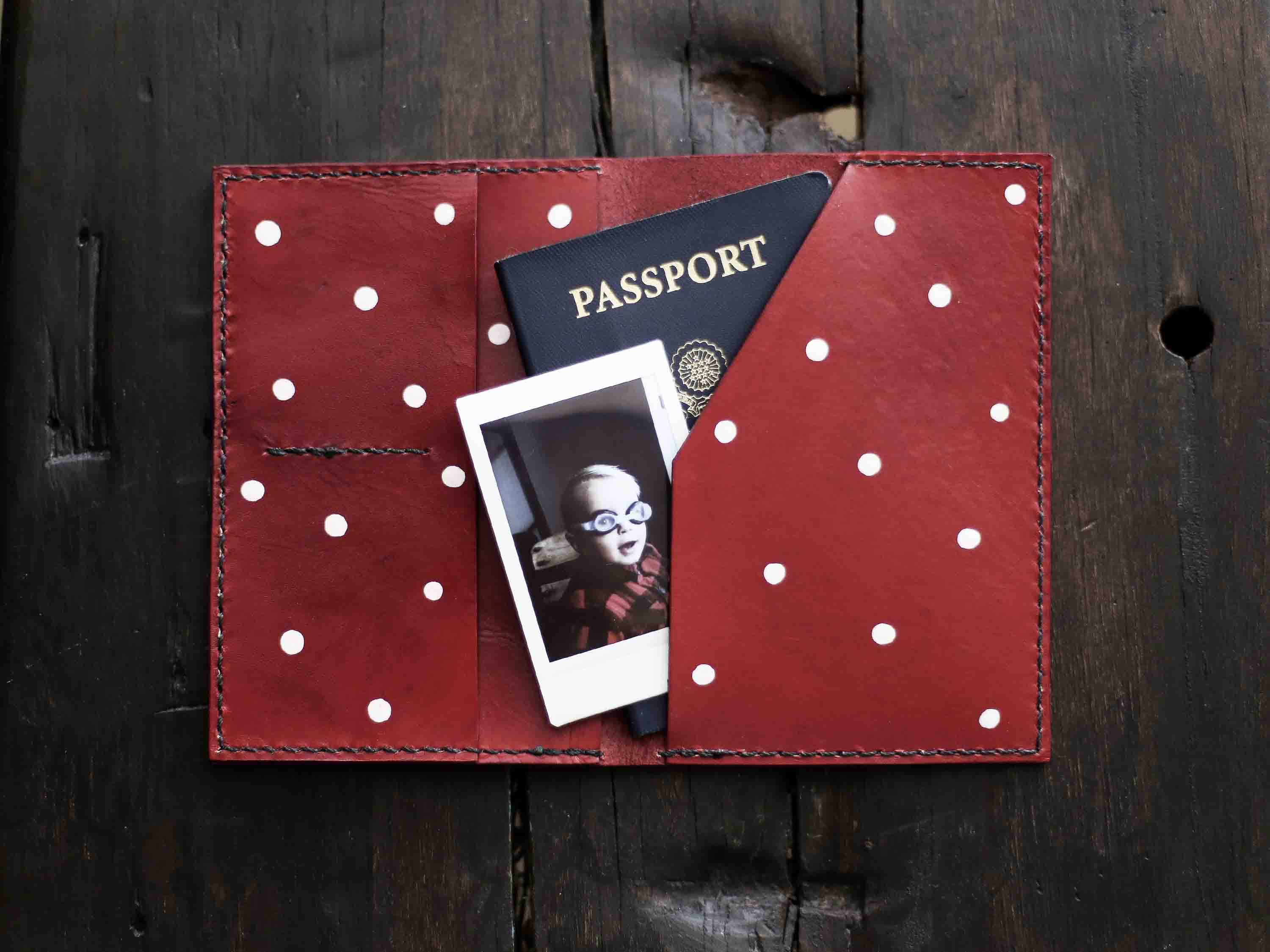 [ETSY] PASSPORT COVERS IN ALL CUTS AND COLOURS