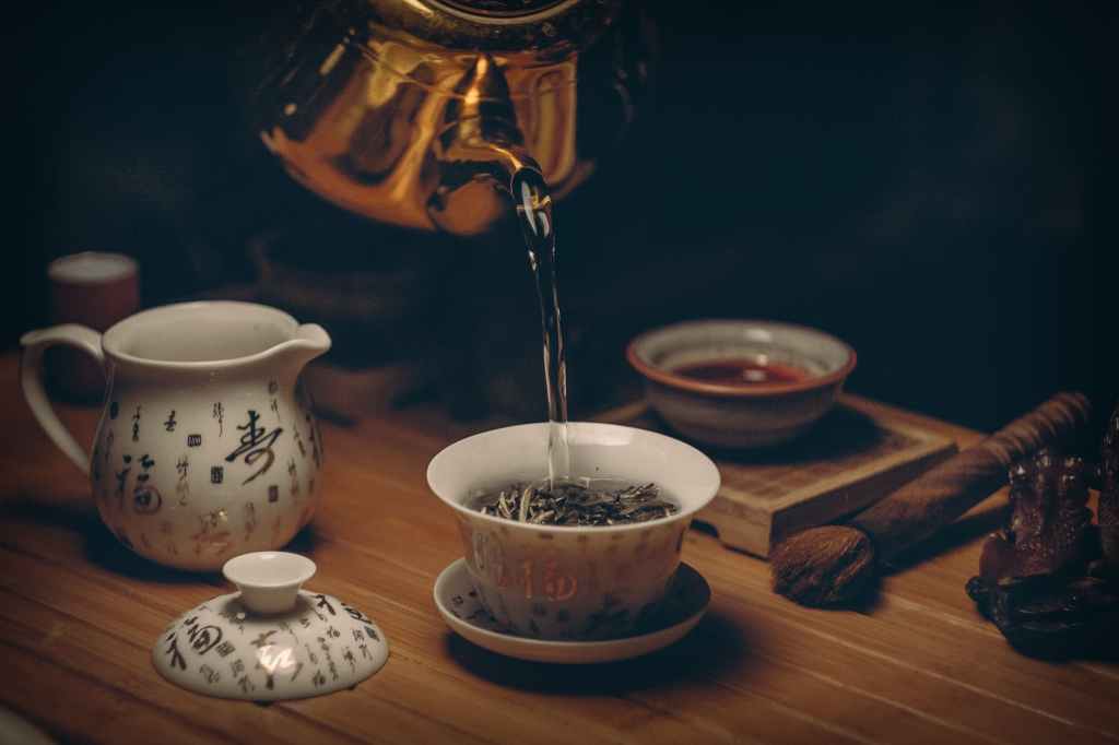 [Qingdao] Broken bones? There’s a tea for that&nbsp;too